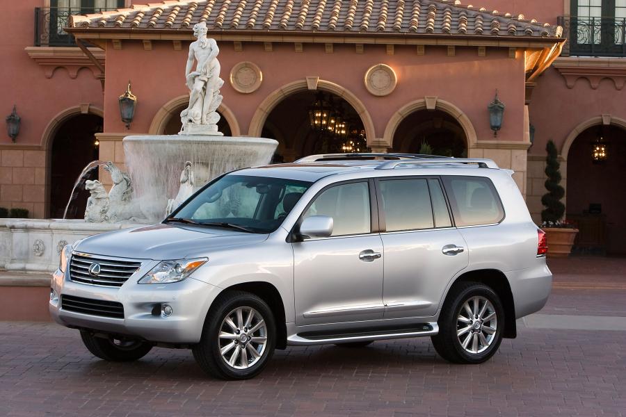 Lexus LX570 2008 года  (фото 210 из 221)